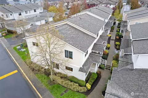 Exterior - 14915 38th Dr SE #J1116, Bothell, WA 98012 photo 3 of 5