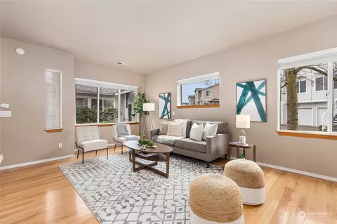 Living - 14915 38th Dr SE #J1116, Bothell, WA 98012 photo 3 of 4