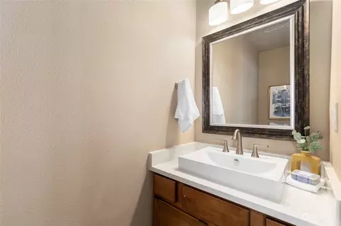 Bath - 14915 38th Dr SE #J1116, Bothell, WA 98012 photo 1 of 5