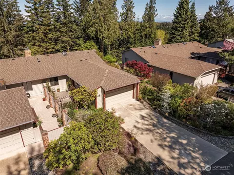 142 Hilltop Dr #A, Sequim, WA 98382