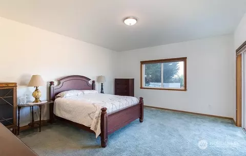 Bedroom - 2493 Atterberry Rd, Sequim, WA 98382 photo 2 of 3