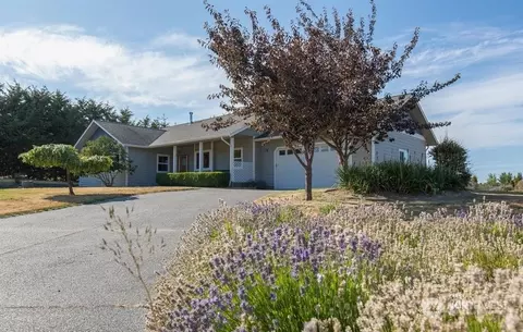 2493 Atterberry Rd, Sequim, WA 98382