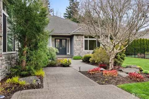 3737 Kinsale Ln SE, Olympia, WA 98501