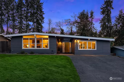 19510 74th Ave W, Lynnwood, WA 98036