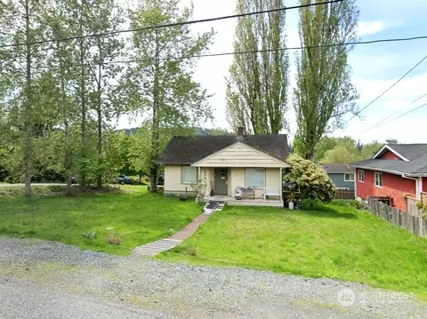 1101 Nevada St, Bellingham, WA 98229