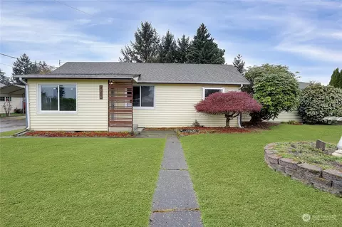 7814 S Ainsworth Ave, Tacoma, WA 98408