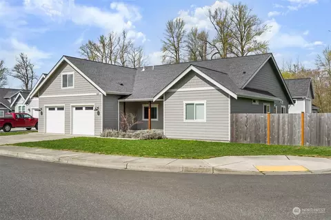 Exterior - 820 Sisters Ct, Everson, WA 98247 photo 4 of 12