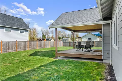 Exterior - 820 Sisters Ct, Everson, WA 98247 photo 9 of 12