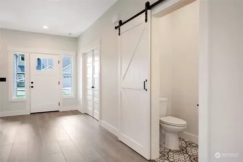 Entry Way - 820 Sisters Ct, Everson, WA 98247 photo 1 of 1