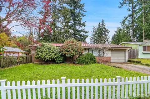 23215 97th Ave W, Edmonds, WA 98020