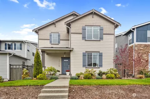 32912 SE Cottonwood St, Black Diamond, WA 98010
