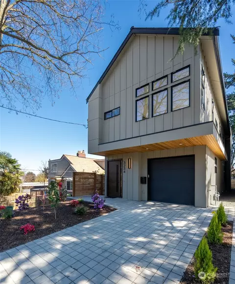 3234 25th Ave W, Seattle, WA 98199