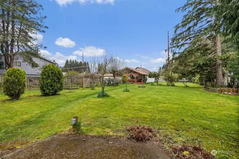 Exterior - 604 E Summa St, Centralia, WA 98531 photo 13 of 16
