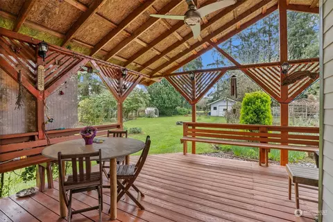 Exterior - 604 E Summa St, Centralia, WA 98531 photo 6 of 16