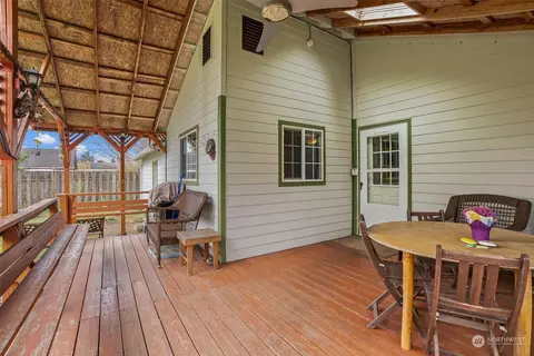 Exterior - 604 E Summa St, Centralia, WA 98531 photo 7 of 16