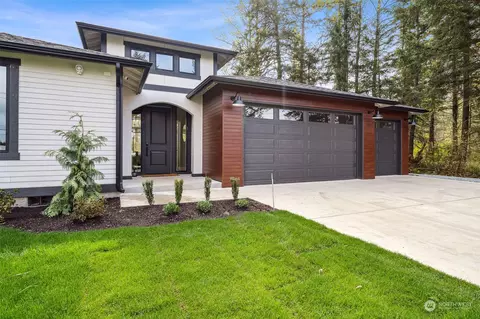 22515 70th Ave E, Graham, WA 98338