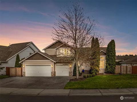 10804 180th Ave E, Bonney Lake, WA 98391