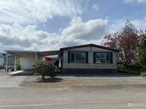 16 Juniper Mobile Ests #16, Sequim, WA 98382