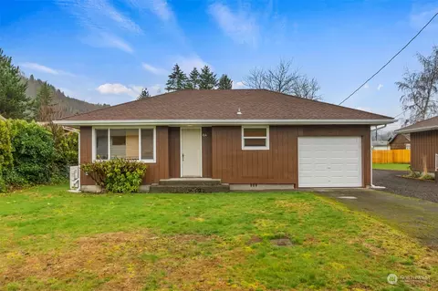 Exterior - 434 Third St, Morton, WA 98356 photo 2 of 8