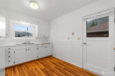 Kitchen - 434 Third St, Morton, WA 98356 photo 6 of 6