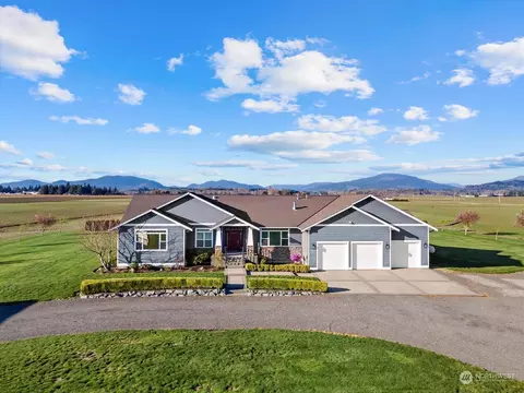 17853 Maiben Rd, Burlington, WA 98233