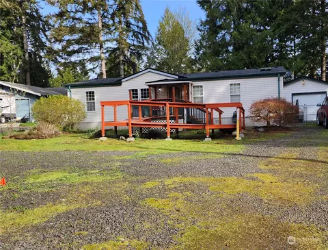 171 E Madrona Pkwy, Grapeview, WA 98546