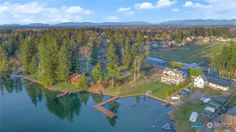 2610 214th Ave E, Lake Tapps, WA 98391