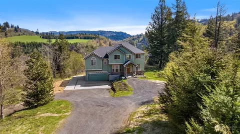 251 Canyon Ridge Rd, Washougal, WA 98671