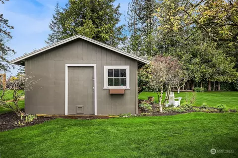 Exterior - 44921 283 Ave SE, Enumclaw, WA 98022 photo 3 of 9