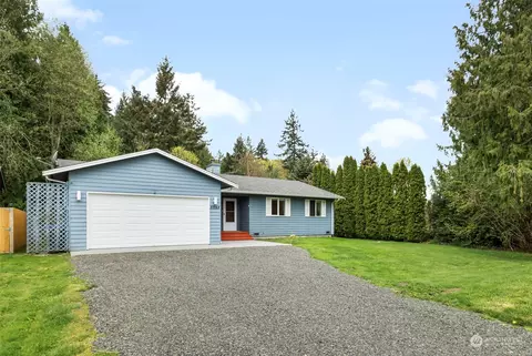 37068 Bay St NE, Hansville, WA 98340