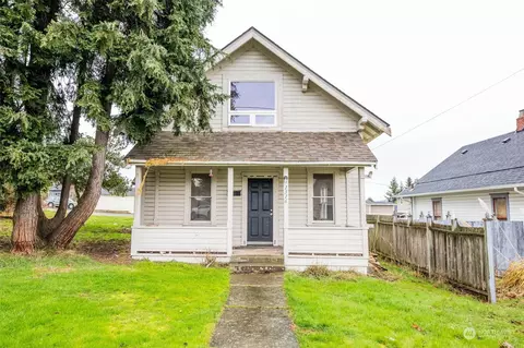 1316 19th St, Anacortes, WA 98221