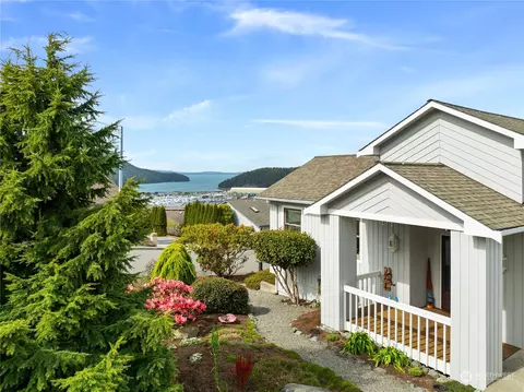 1811 Fife Pl, Anacortes, WA 98221