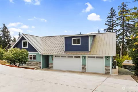 326 Melrose Dr, Camano Island, WA 98282