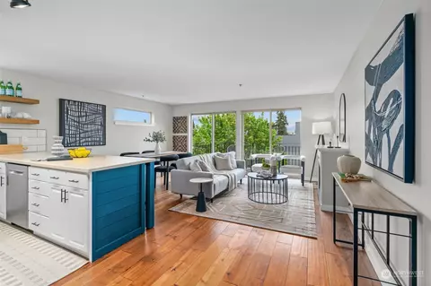 110 19th Ave E #202, Seattle, WA 98112