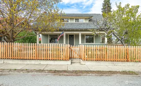 710 1st St, Wenatchee, WA 98801