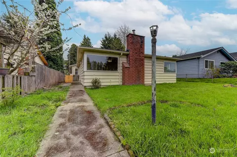 8112 22nd Ave SW, Seattle, WA 98106