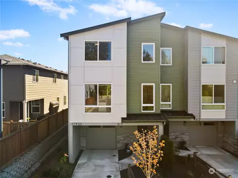 17905 35th Ave SE #A1, Bothell, WA 98012