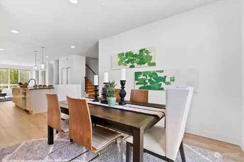 Dining - 17905 35th Ave SE #A1, Bothell, WA 98012 photo 2 of 3