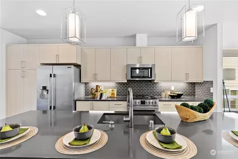 Kitchen - 17905 35th Ave SE #A1, Bothell, WA 98012 photo 1 of 6