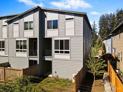 Exterior - 17905 35th Ave SE #A1, Bothell, WA 98012 photo 8 of 8