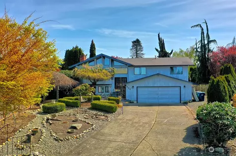 427 17th Pl, Snohomish, WA 98290