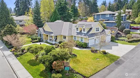 20416 88th Ave W, Edmonds, WA 98026