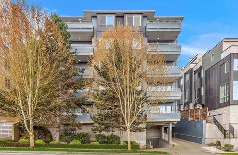 3112 SW Avalon Way #103, Seattle, WA 98126