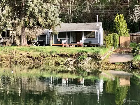 18781 NE North Shore Rd, Tahuya, WA 98588