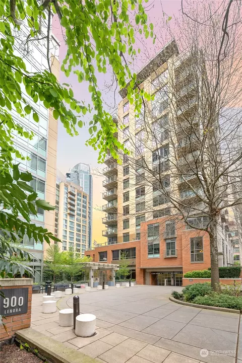 910 Lenora St #S907, Seattle, WA 98121