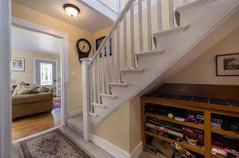 Entry Way - 16244 Field Rd, Bow, WA 98232 photo 1 of 3