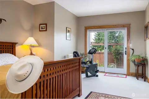 Bedroom - 16244 Field Rd, Bow, WA 98232 photo 2 of 4