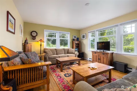 Living - 16244 Field Rd, Bow, WA 98232 photo 1 of 2