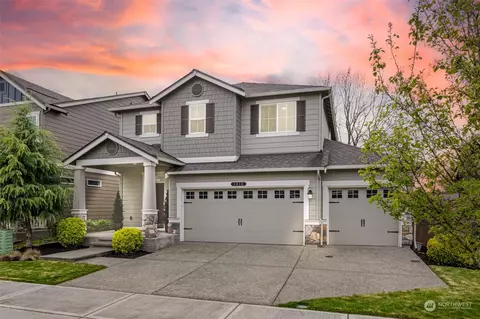 1014 32nd St NW, Puyallup, WA 98371