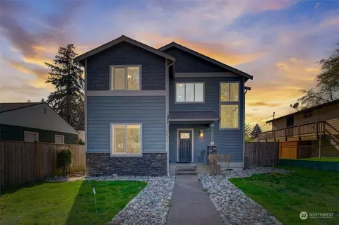 8844 S Thompson Ave, Tacoma, WA 98444